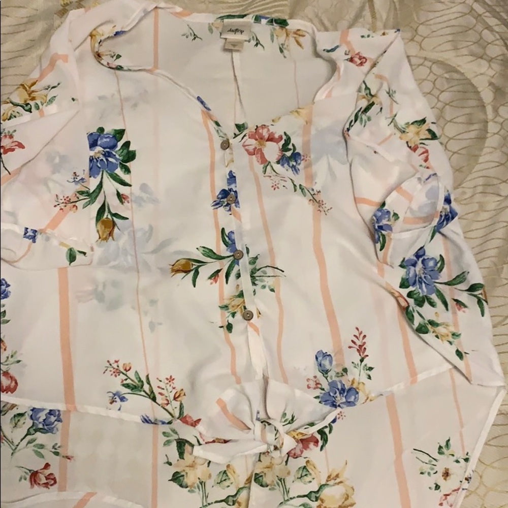 Tie in front blouse - Picture 1 of 3